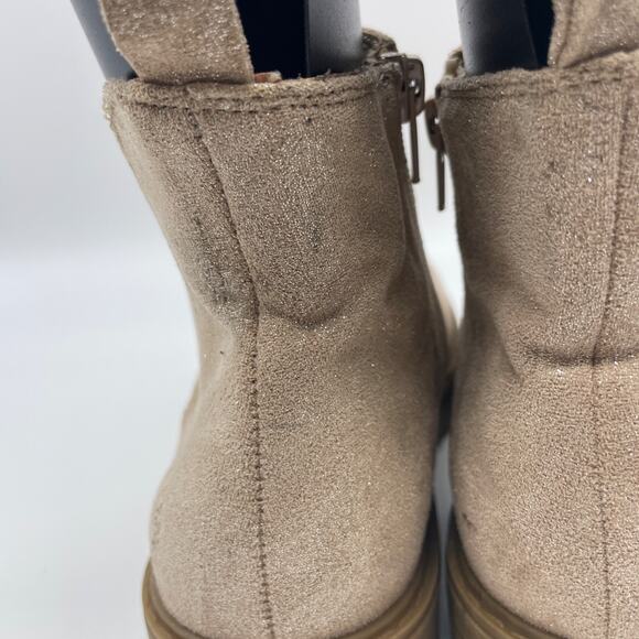 Nordstrom Girl's Noraissa Fab 4M Sand Suede Chelsea Boots Size 4 M - Picture 7 of 10